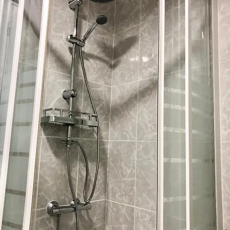 14a11 Con Vistas En By R2r Consulting ラストレス